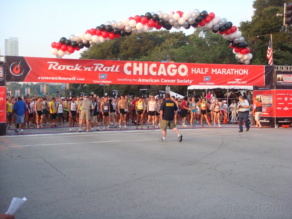 Chicago Rock N Roll 2010 0332.jpg - Ready to roll.